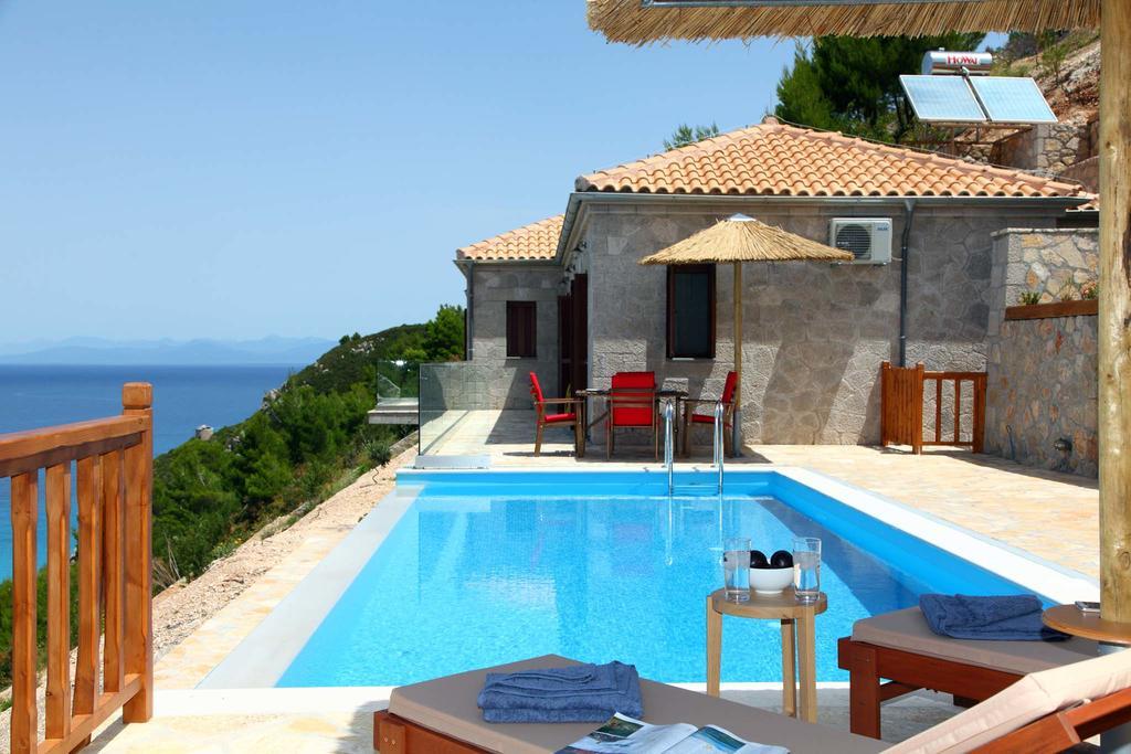 Milos Paradise Luxury Villas Ayios Nikitas Bagian luar foto