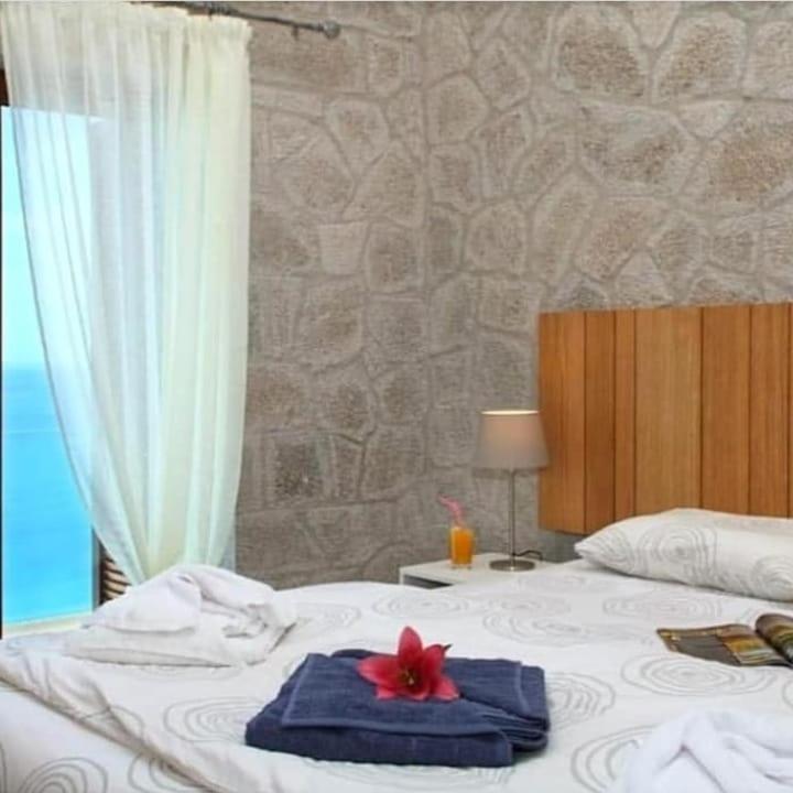 Milos Paradise Luxury Villas Ayios Nikitas Bagian luar foto