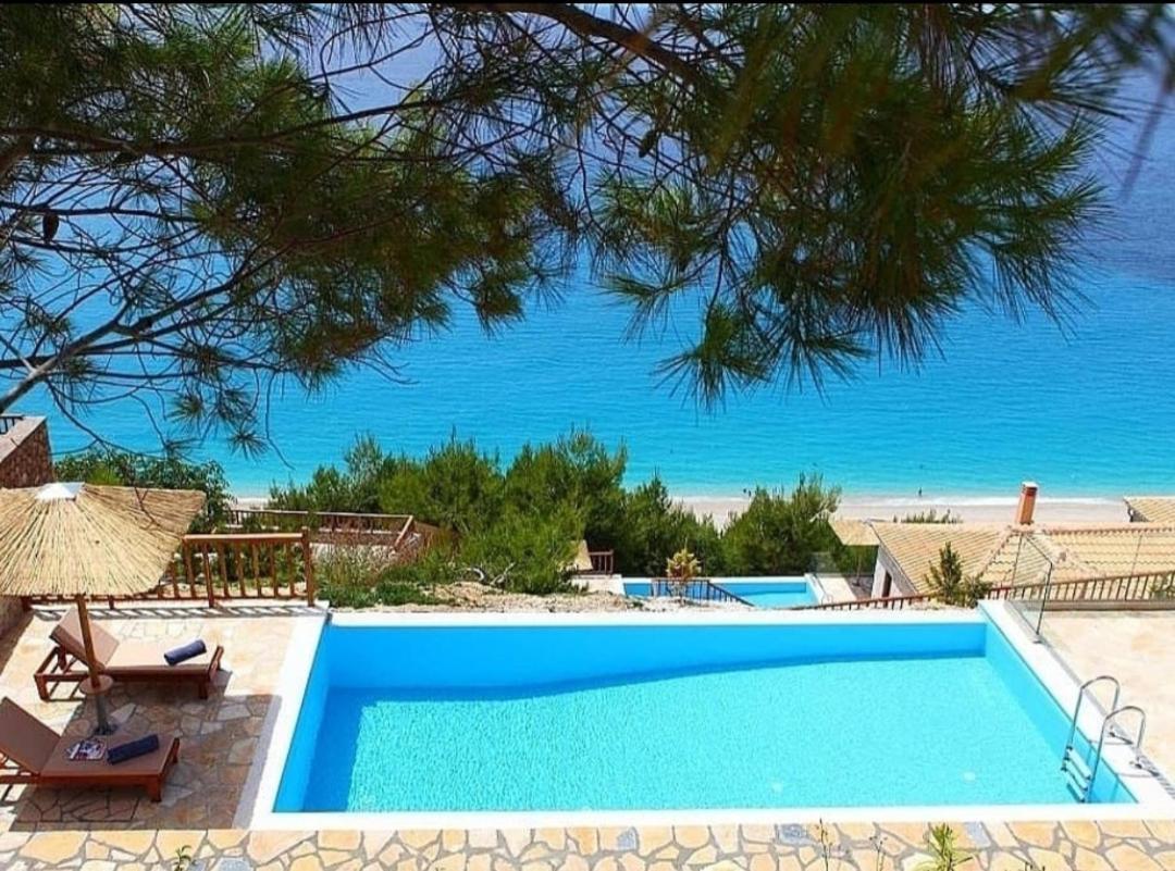 Milos Paradise Luxury Villas Ayios Nikitas Bagian luar foto